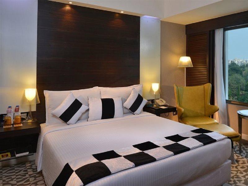 The Golkonda Hotel Hyderabad Exterior foto
