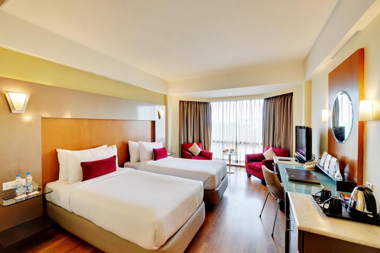 The Golkonda Hotel Hyderabad Exterior foto